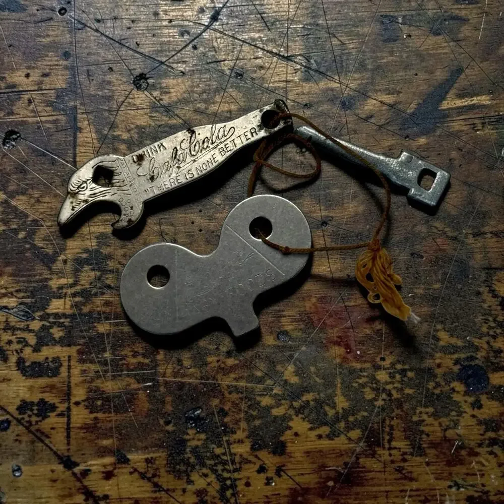 Set 2 VTG Libby's Baby Foods Lid Opener & Cala Cola Eagle Bottle Opener Metal